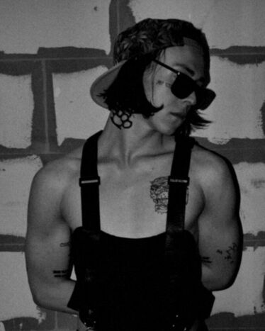 фото проститутки Максим из раздела Мужчина № 2