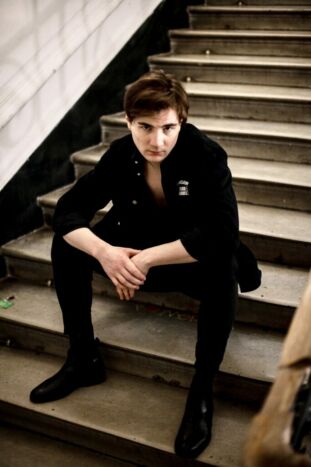 фото проститутки Manson из раздела Мужчина № 2