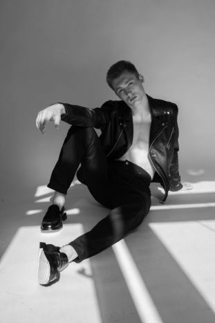 фото проститутки Тимур из раздела Мужчина № 4