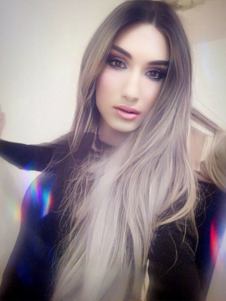 Транссексуал Ангелина М, Домодевское